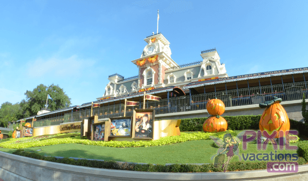 Epcot turns 30 and Mickey celebrated Halloween with his not so scary halloween party