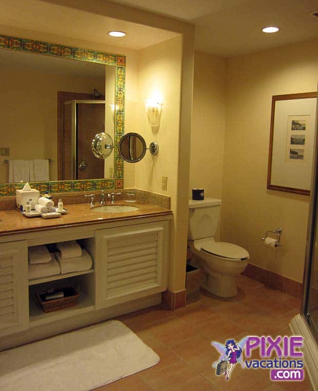 Loews Portofino Bay Hotel Bathroom