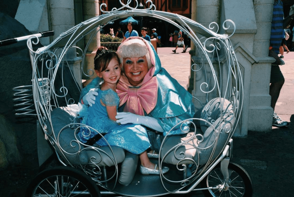 rent Cinderellas carriage stroller for your Disney World trip